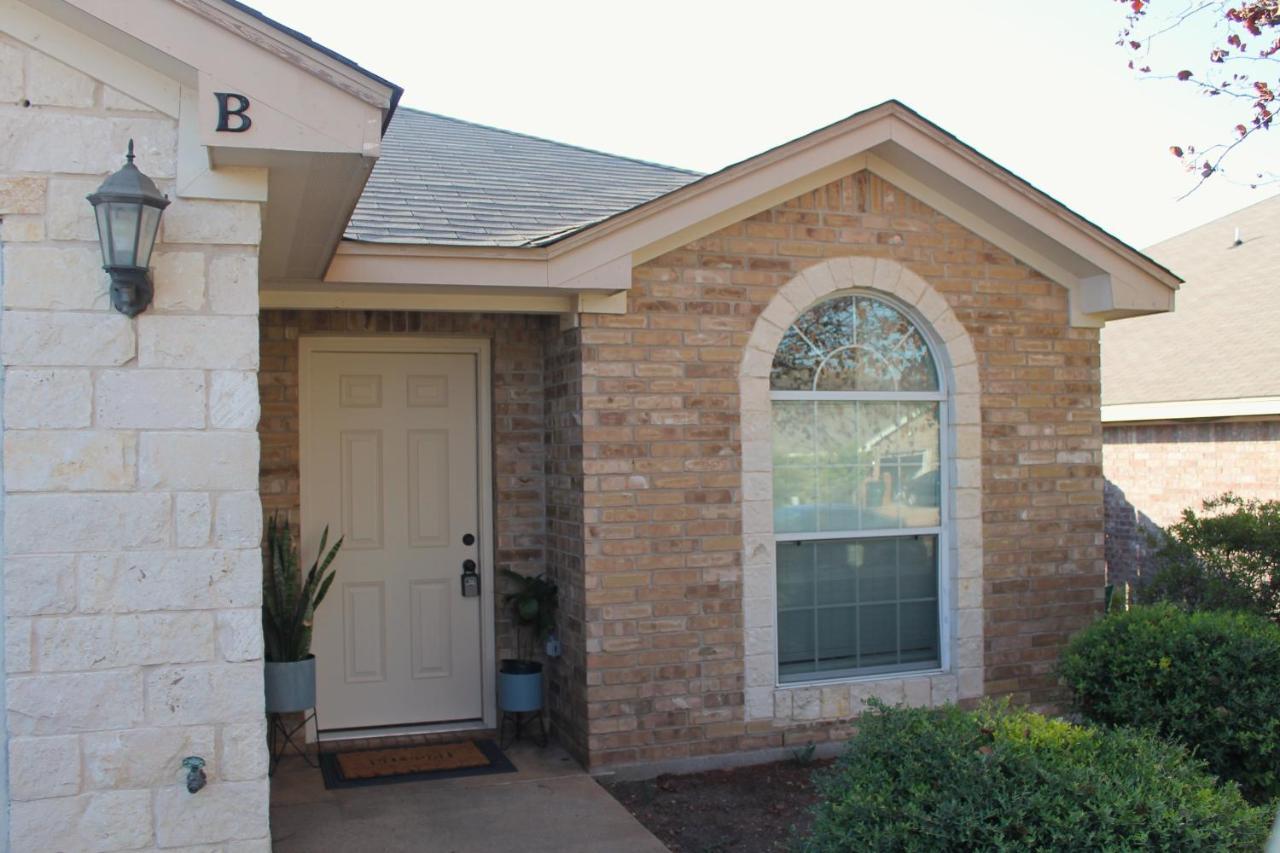 Setting The Right Vibes. Apartment Killeen Exterior photo